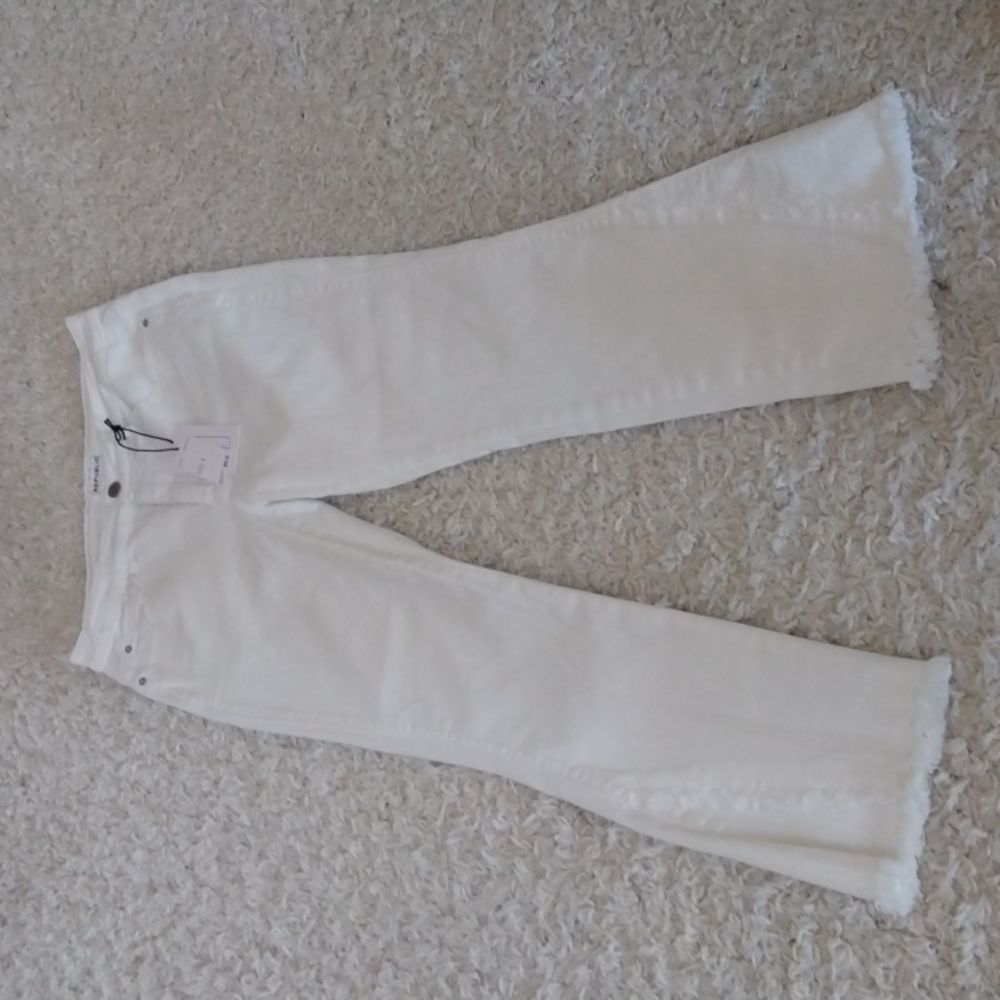 For The Republic Size 6 White Pants. - Picture 1 of 11